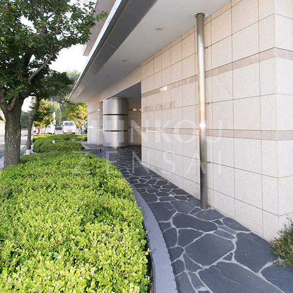 サンデュエル青山駅前