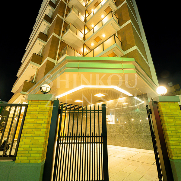 ル･サンク中の橋タワーレジデンス