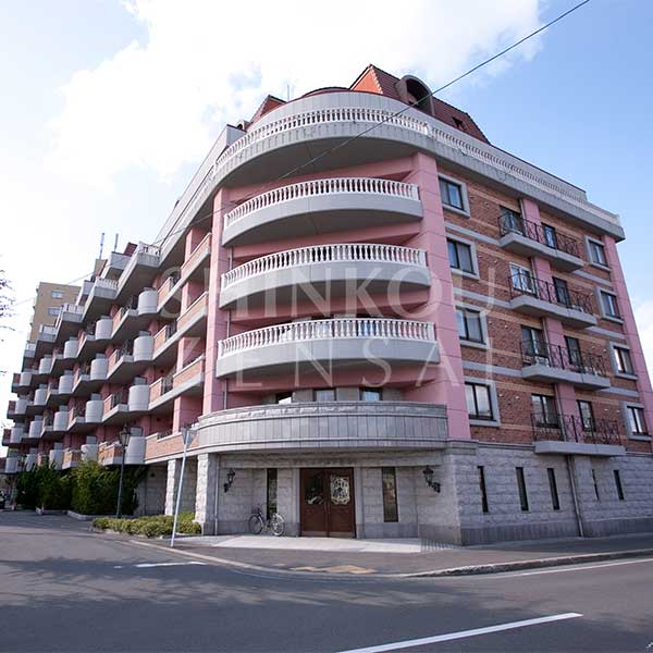 ドゥーム平和公園通り