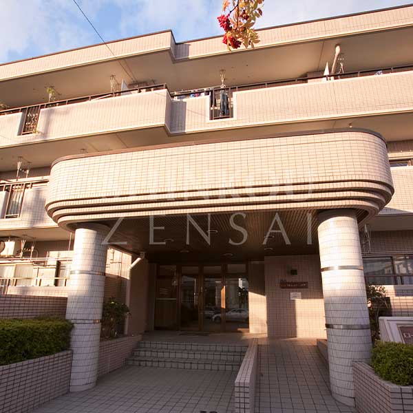 ロイヤルシャトー浦町