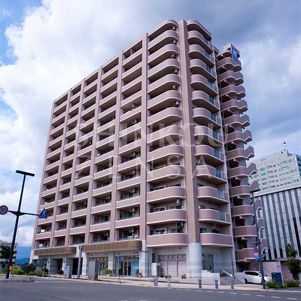 Mシティ西口公園