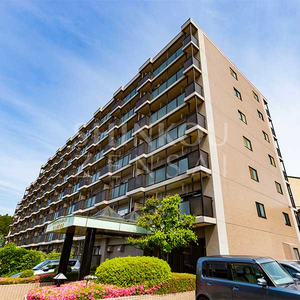 ヒラボウマンション県立美術館前