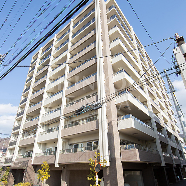 ポレスター諏訪湖岸通り弐番館